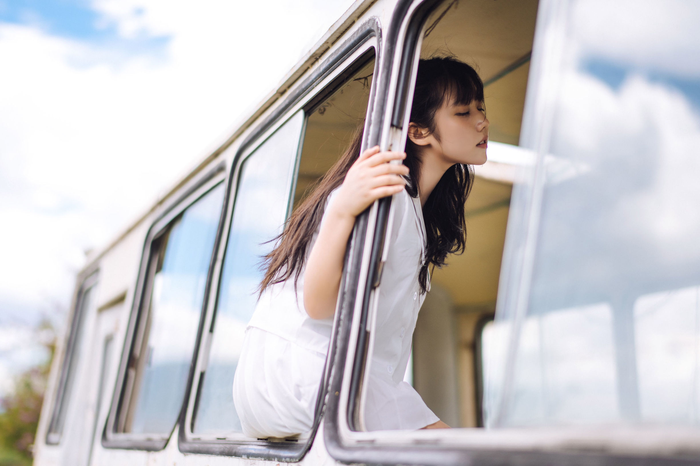 [COS福利]微博福利姬镜酱静夏之JK少女插图